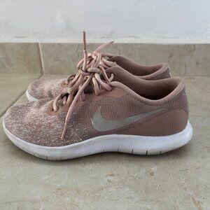 Nike Tenis Shoes